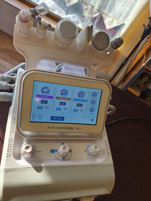 H2O2 Козметичен Апарат за водно дермабразио  6в1