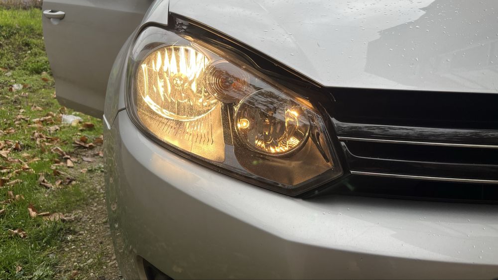 Десен фар за golf 6 нов