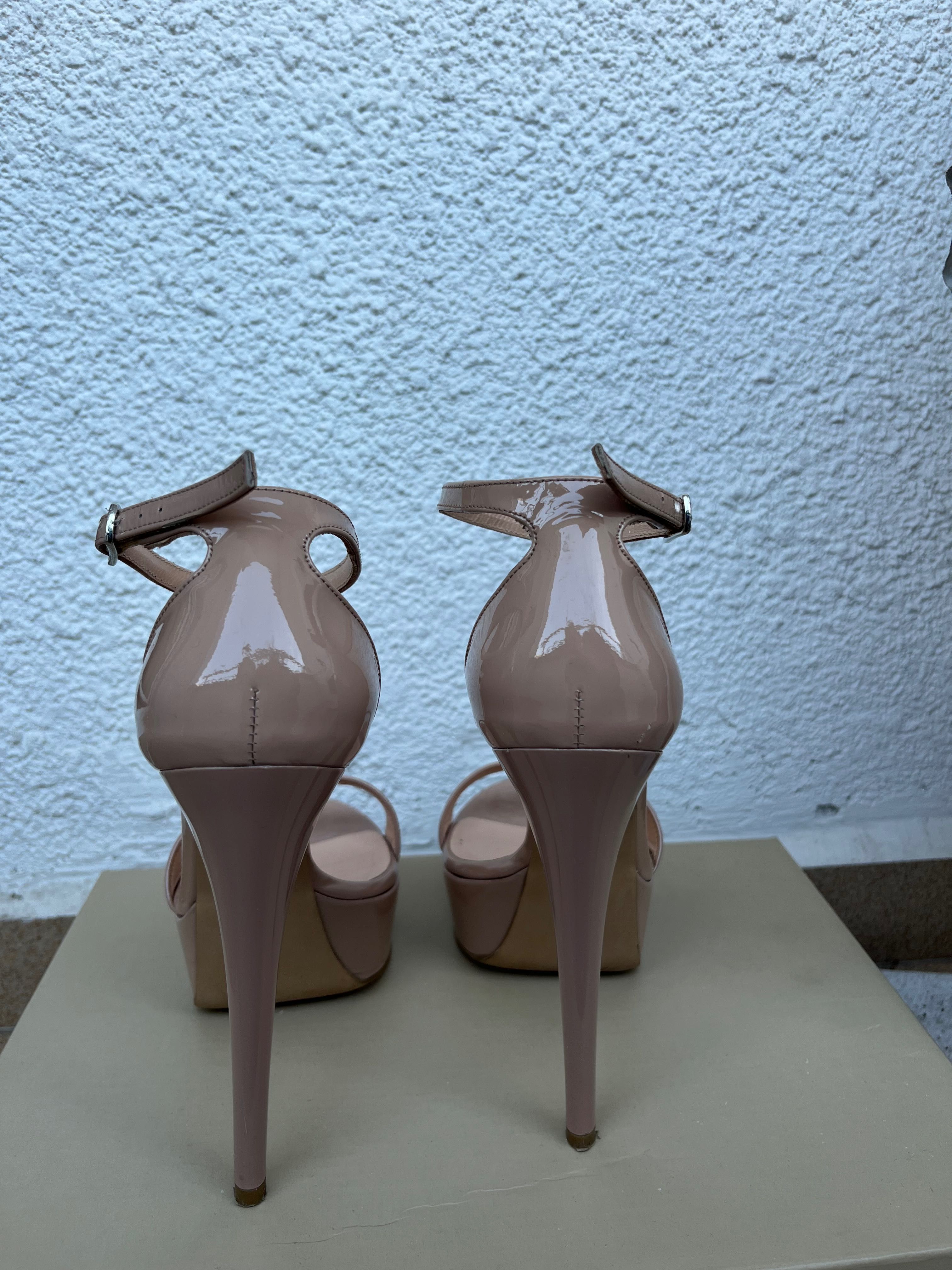 Обувки на Carlo Fabiani в размер 35