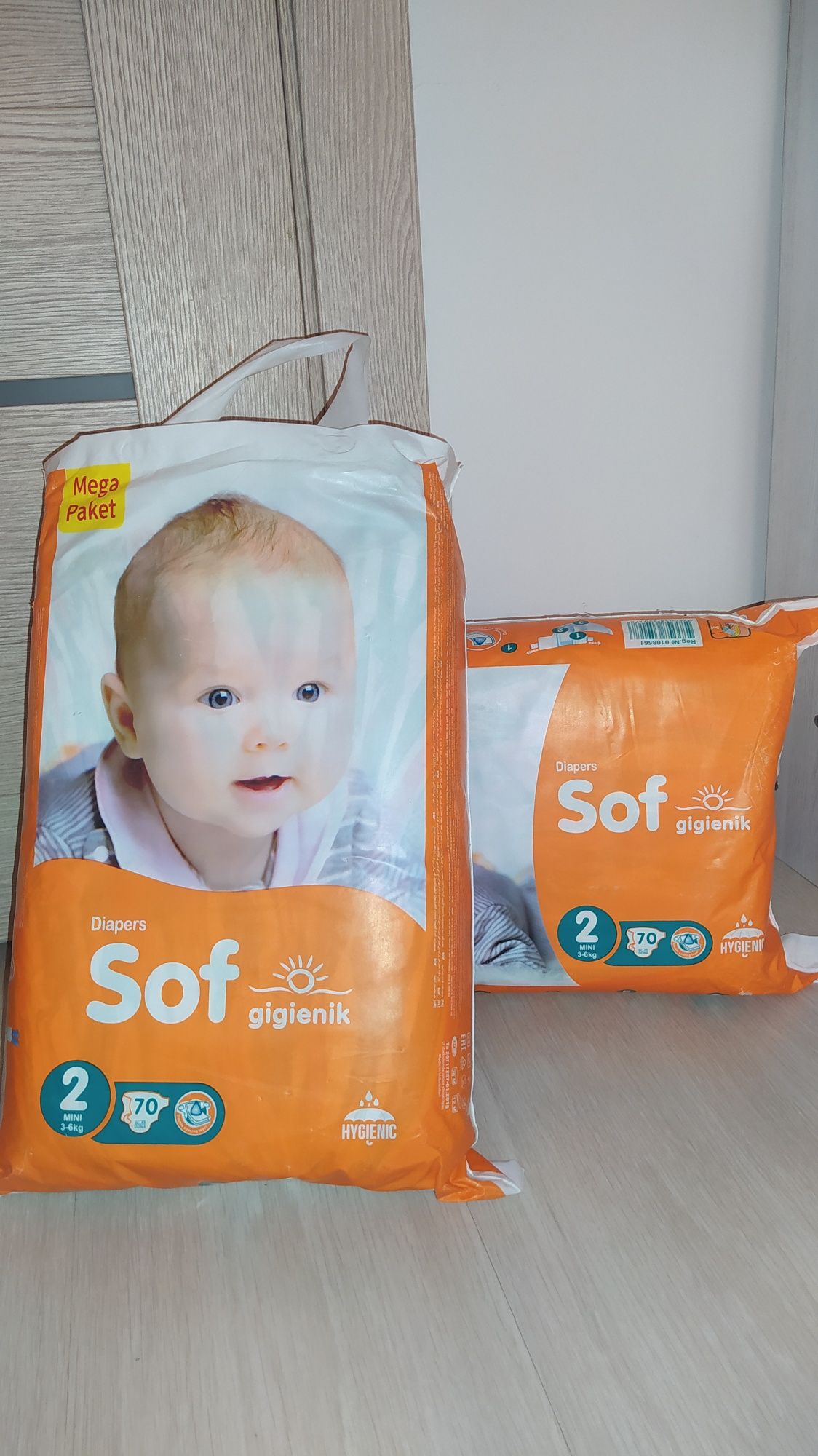 Pampers SOF sotiladi 2 razmerli mega paket .  Arzonga bervoraman .