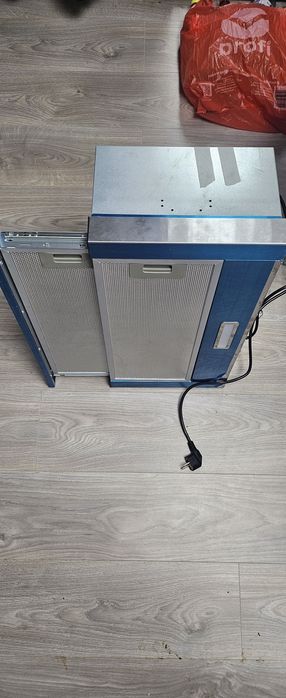 Hota telescopica incorporabila