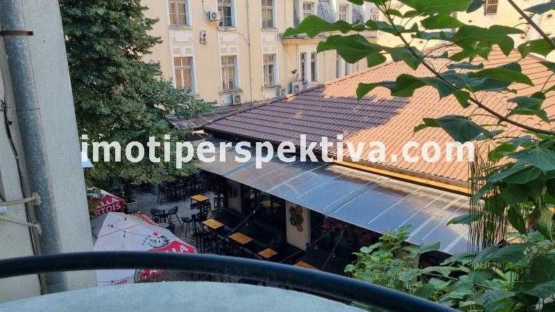 Продава се Тристаен апартамент в Пловдив, Център - 100 кв.м за 1900 €/кв.м - Снимка #14