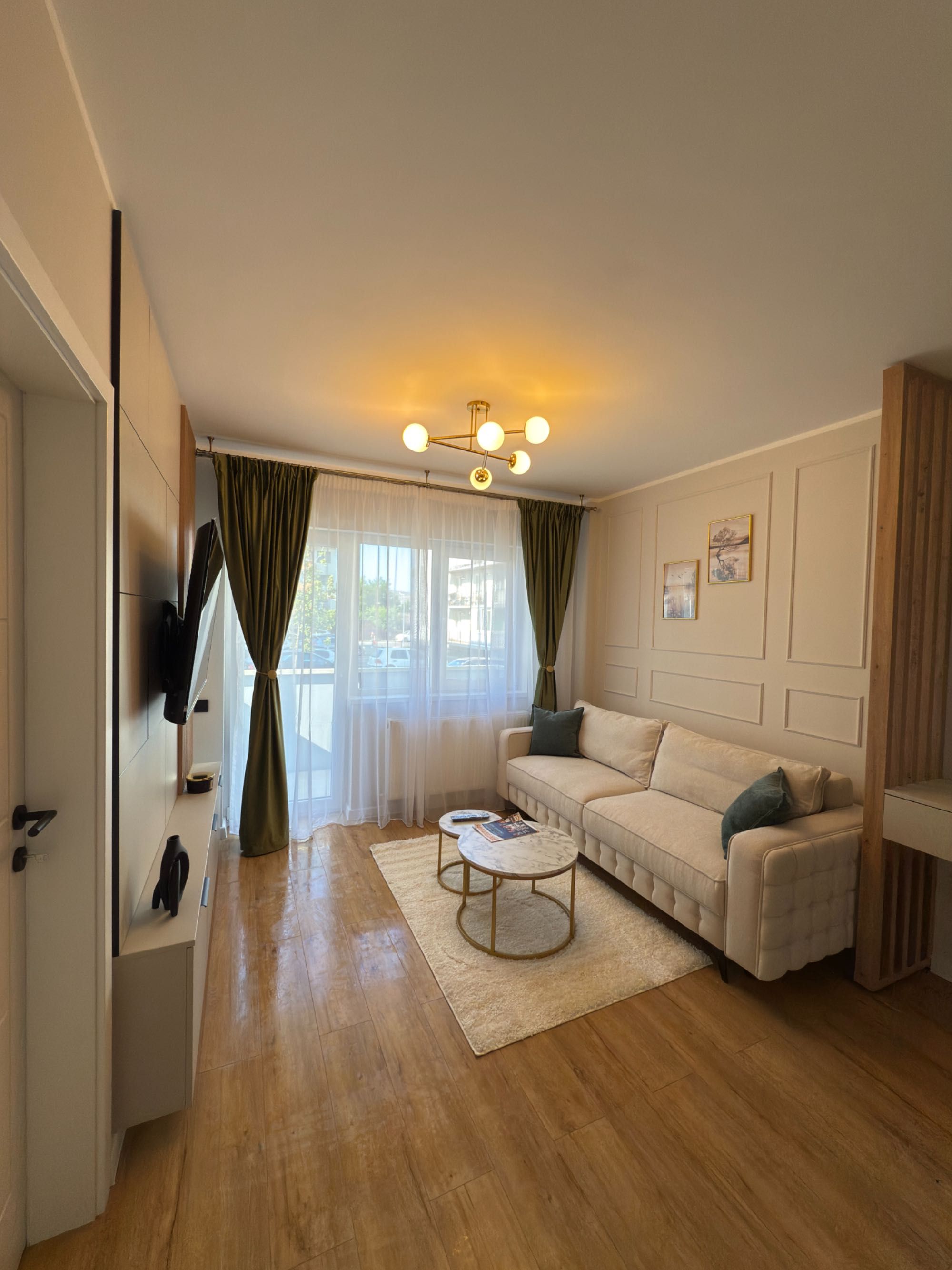 Apartament 2 camere, ultrafinisat, zona Terra, Floresti