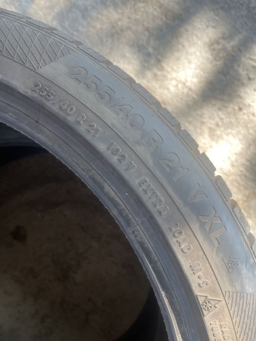 Зимни гуми 255/40/21