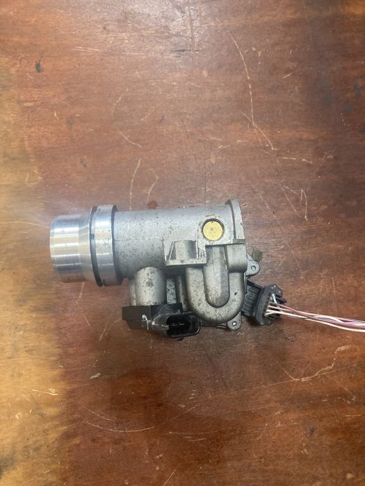 Renault clio 4 2015година 1.5dci Дросел клапа