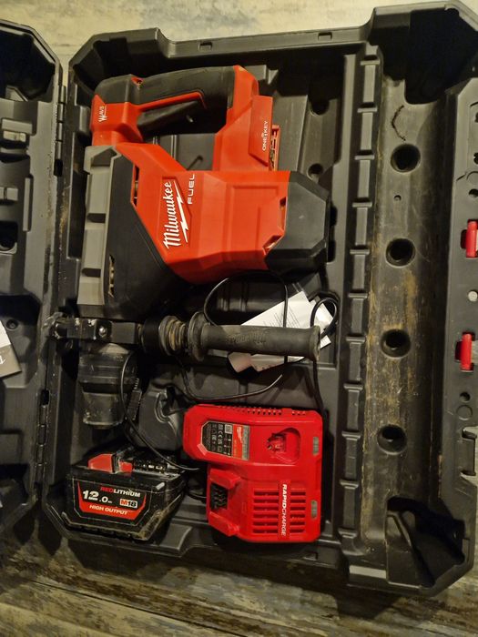 Milwaukee m18 fhm