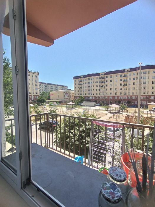 Sergeli 6a kv sotiladi.