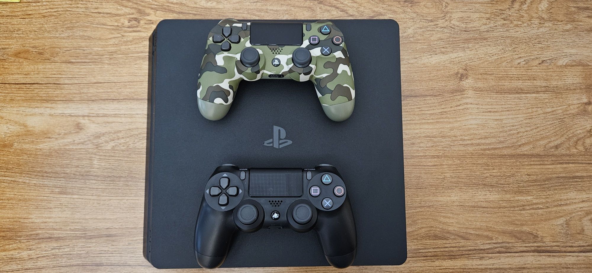 Playstation 4 slim