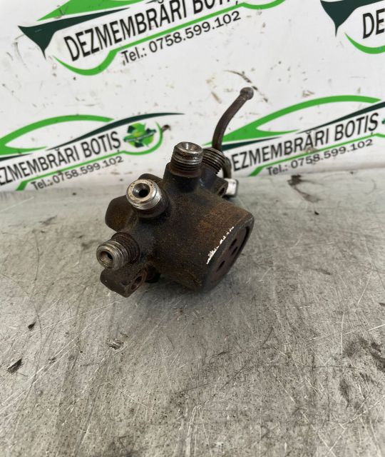 Rampa injectoare 8200057232 Dacia Logan prima generatie