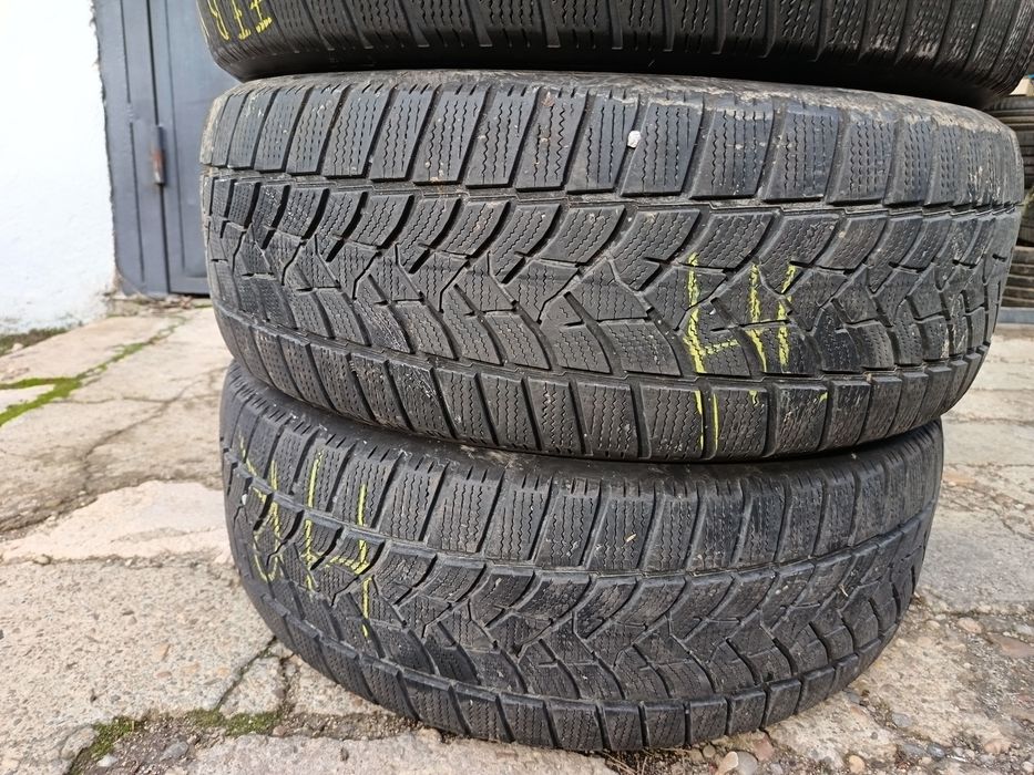 Anvelope MS iarna 235 60 18 Dunlop 2021 5.2-6.2mm