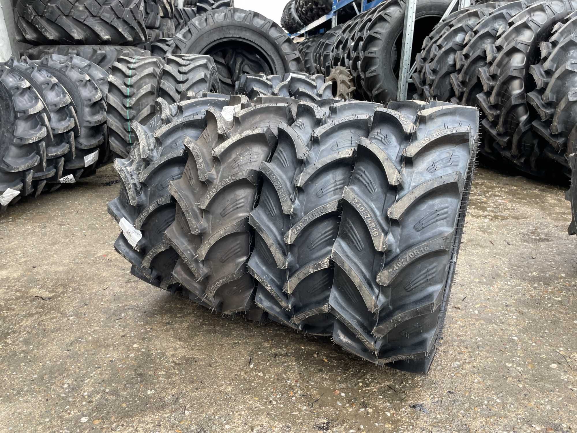 Anvelope radiale 240/70R16 noi pentru tractor fata