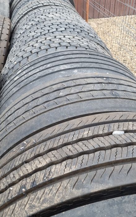 Anvelope Camioane/Semiremorci mărci premium stare impecabilă.