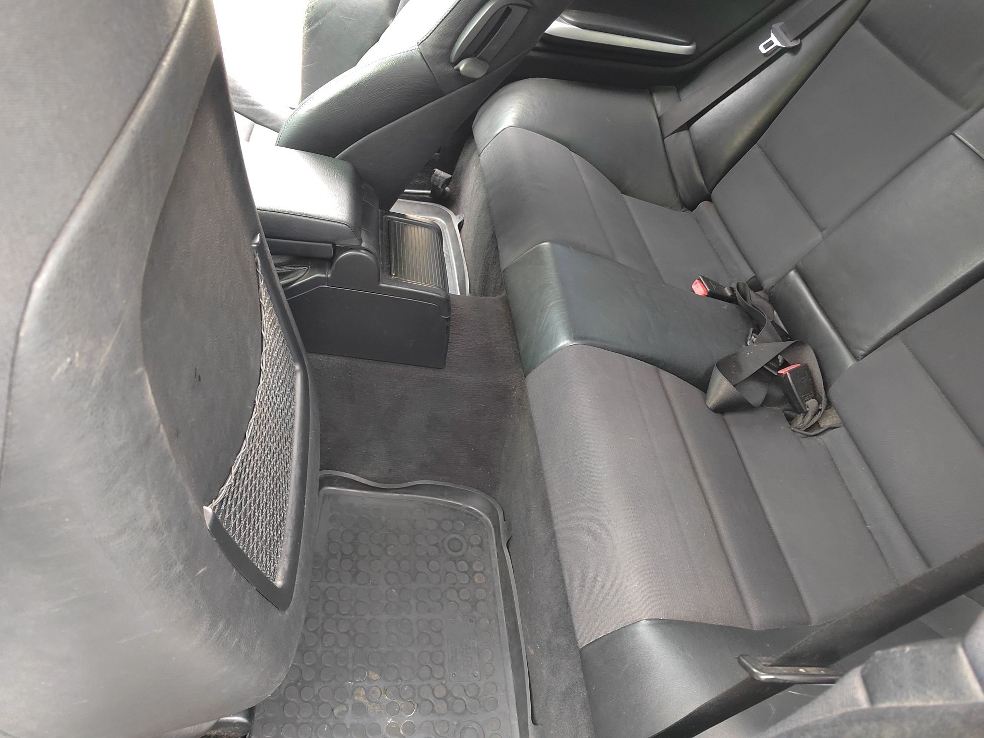 BMW 318 118 коня 2001 преди фейс - 5.300 лв