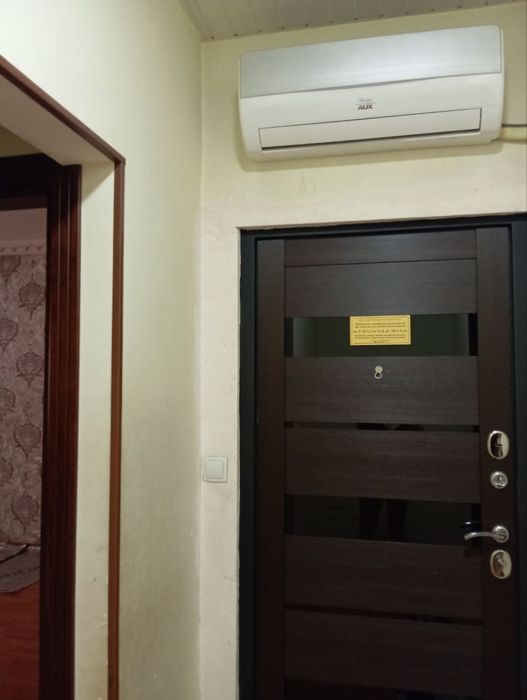 Qoraqamish 2/4 da 2 xonali kvartirja ijaraga beriladi.