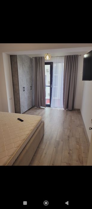 Închiriez apartament central park