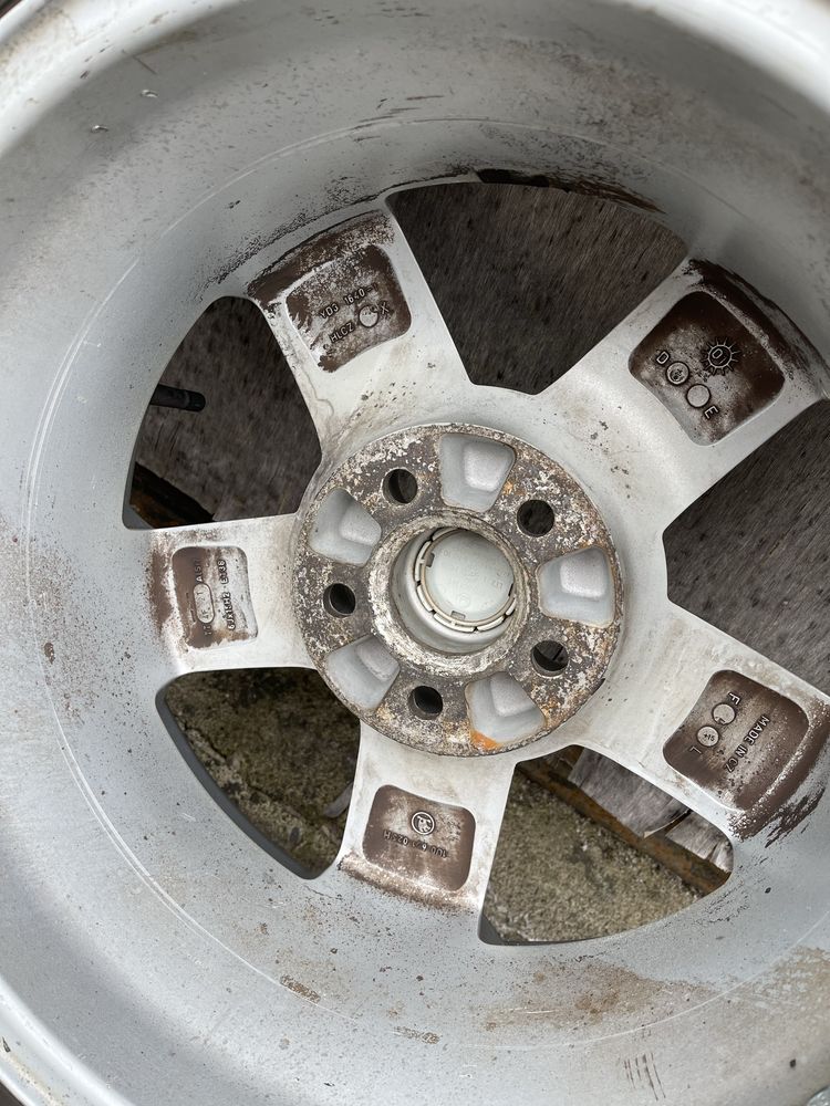 Оригинални 15" 5x100 Skoda 6j ET38 / 57.1