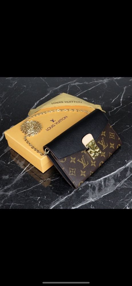 Portofel-gentuța Louis Vuitton colectia noua Poze reale100% calit