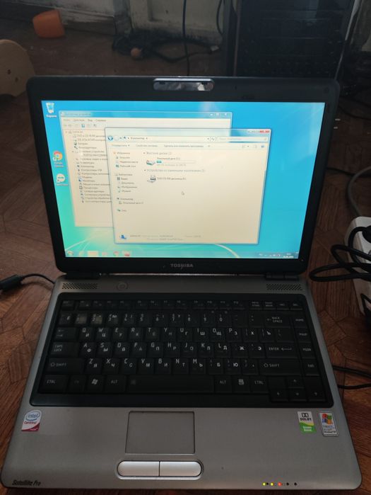 Toshiba satelite m300 - s1002x