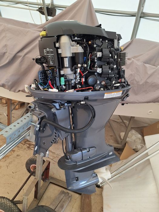 Извънбордов двигател Yamaha F50HETL