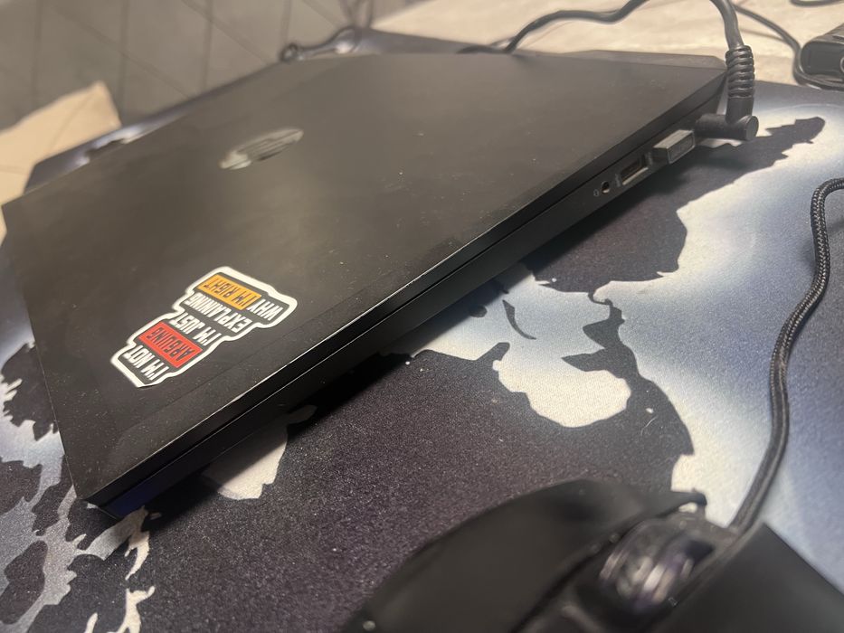 Laptop / лаптоп HP pavilion 17.3”