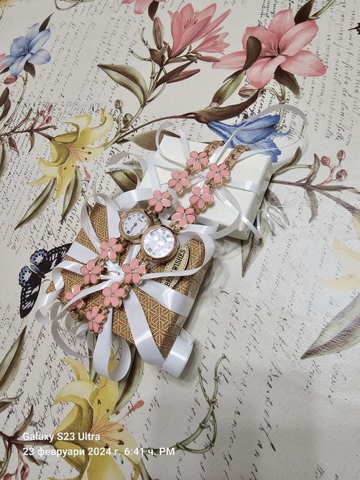 Гривна Тип Часовник / Дамски