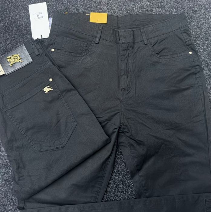 Продам брюки,новые,прямые