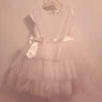Детское платье нарядное на 3-4 года