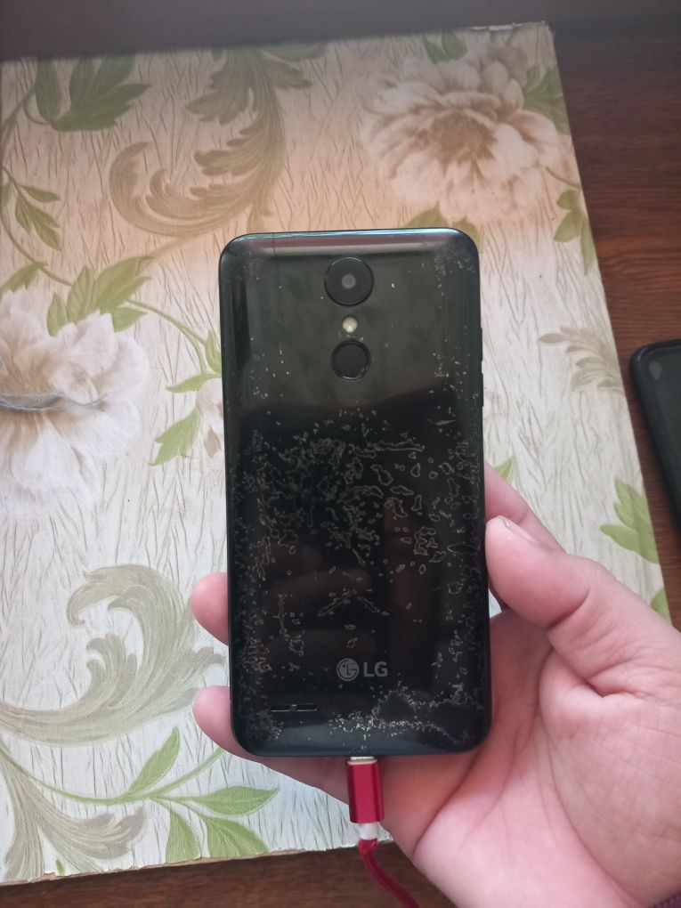 Lg telefon sotiladi