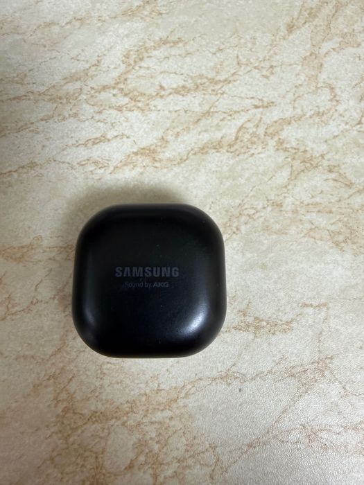 Samsung Galaxy earbuds