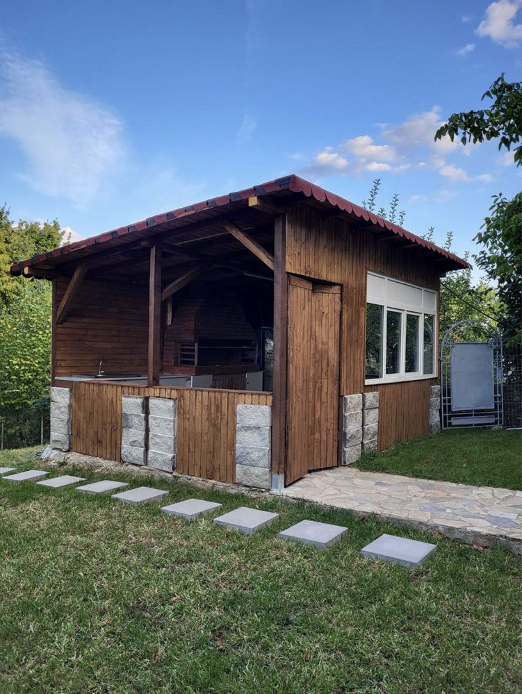 Cabana cu piscina incalzita si sauna la marginea padurii