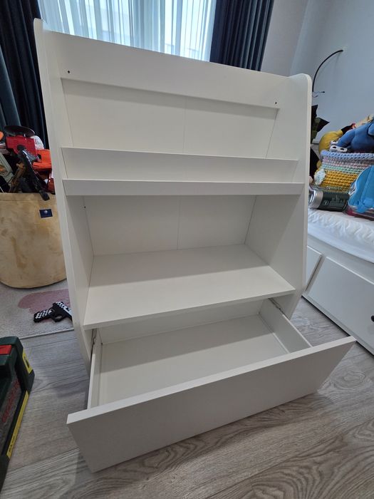 Biblioteca copii Ikea