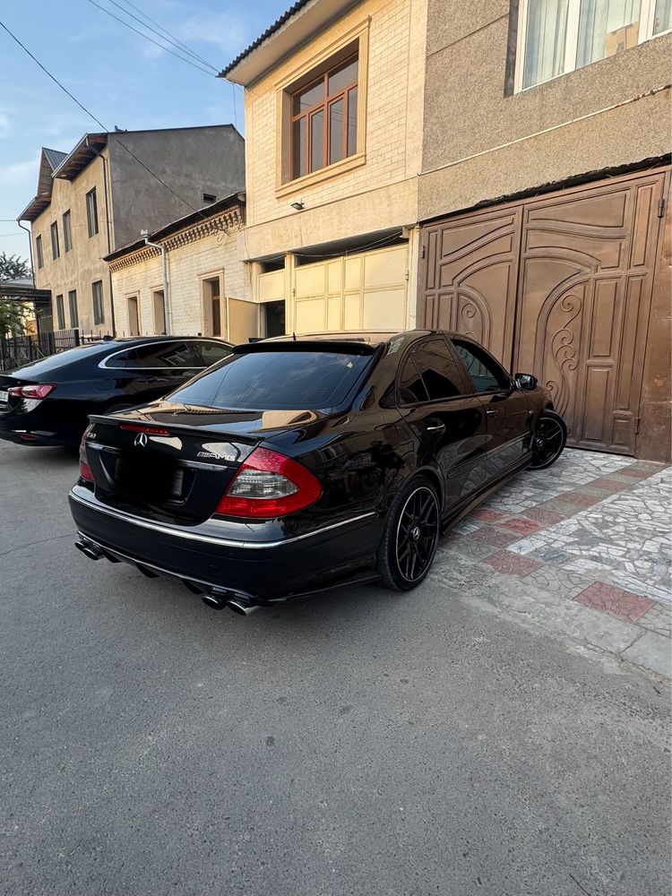 mersades AMG (6.3)