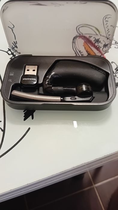 Casca bluetooth Platronics Legend