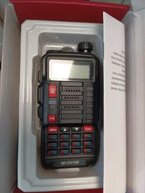 Мощна двубандова професионална радиостанция Baofeng UV-10R 18W UV-5R