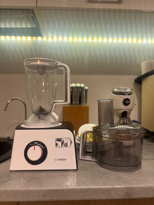 Robot de bucatarie Bosch, 800 W, bol 1.25 l, blender 1.25 l, storcator