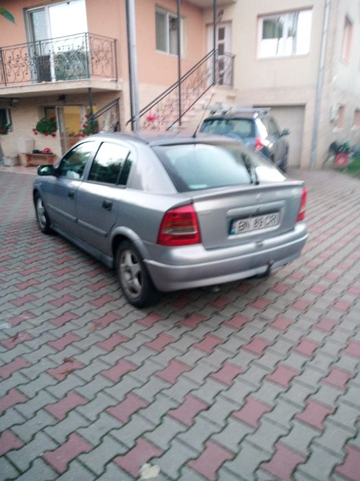 Vând Opel Astra an fabricație 2000