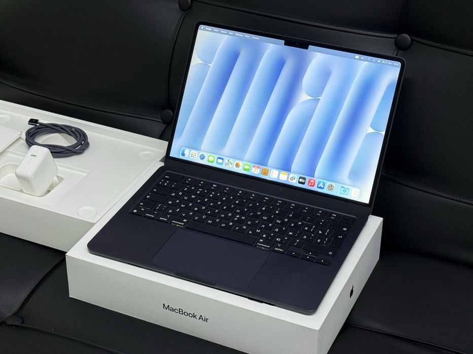 RAM16GB/SSD256GB MacBook Air 13.6 M3 2025 Mibnight/макбук Аир на 16ГБ