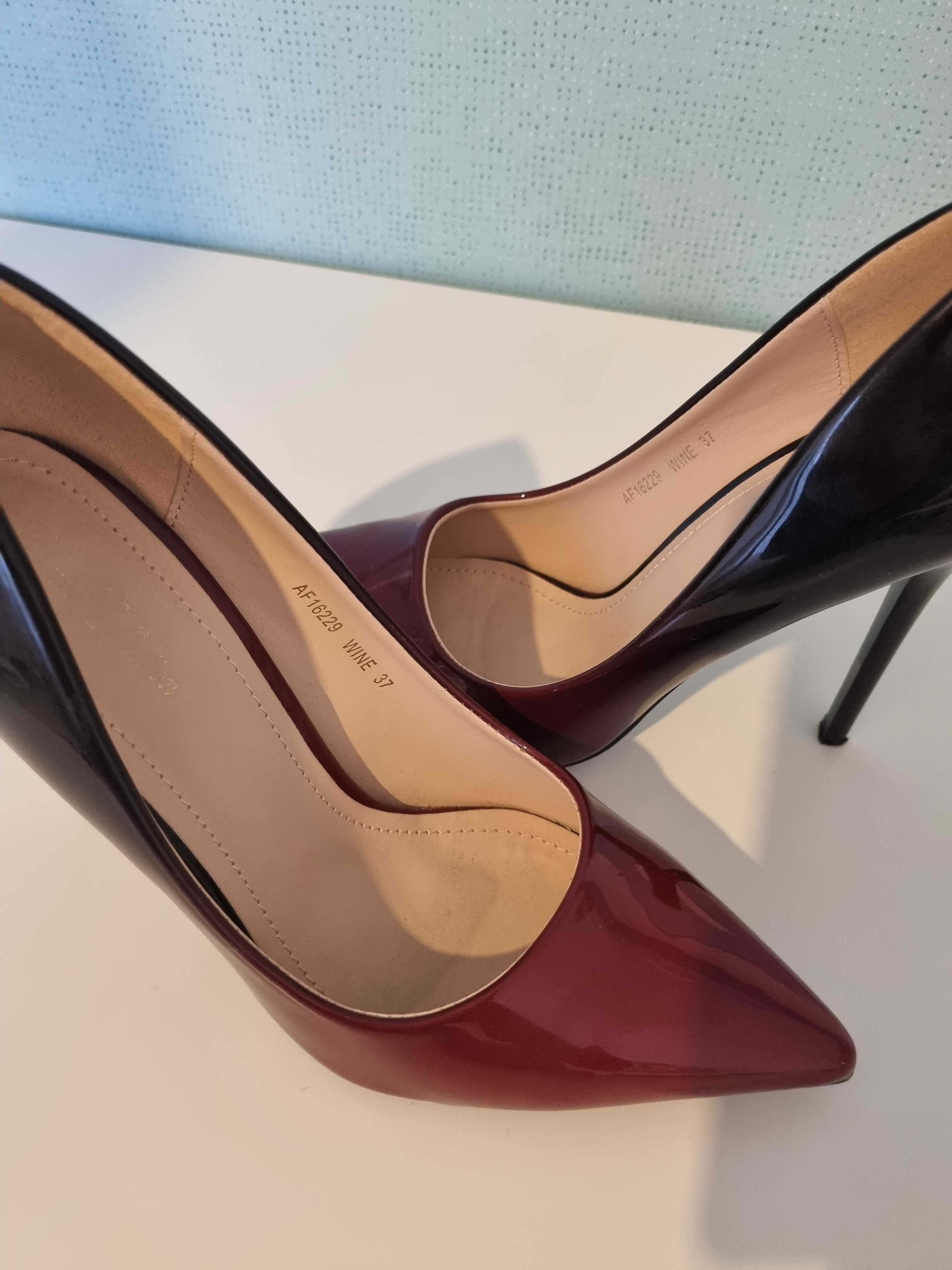 Pantofi stiletto cu toc subtire, 37