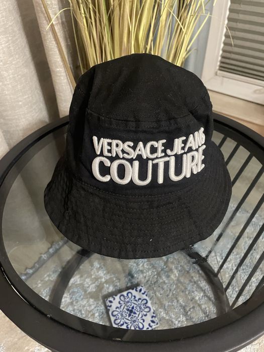 Черна Шапка Versace Jeanse Couture