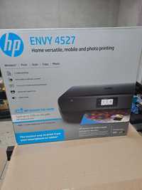 Продавам принтер HP