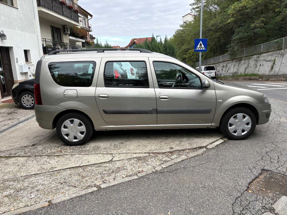 Dacia Logan MCV 1,6 mpi.  7 locuri. Euro 5. an 2012.