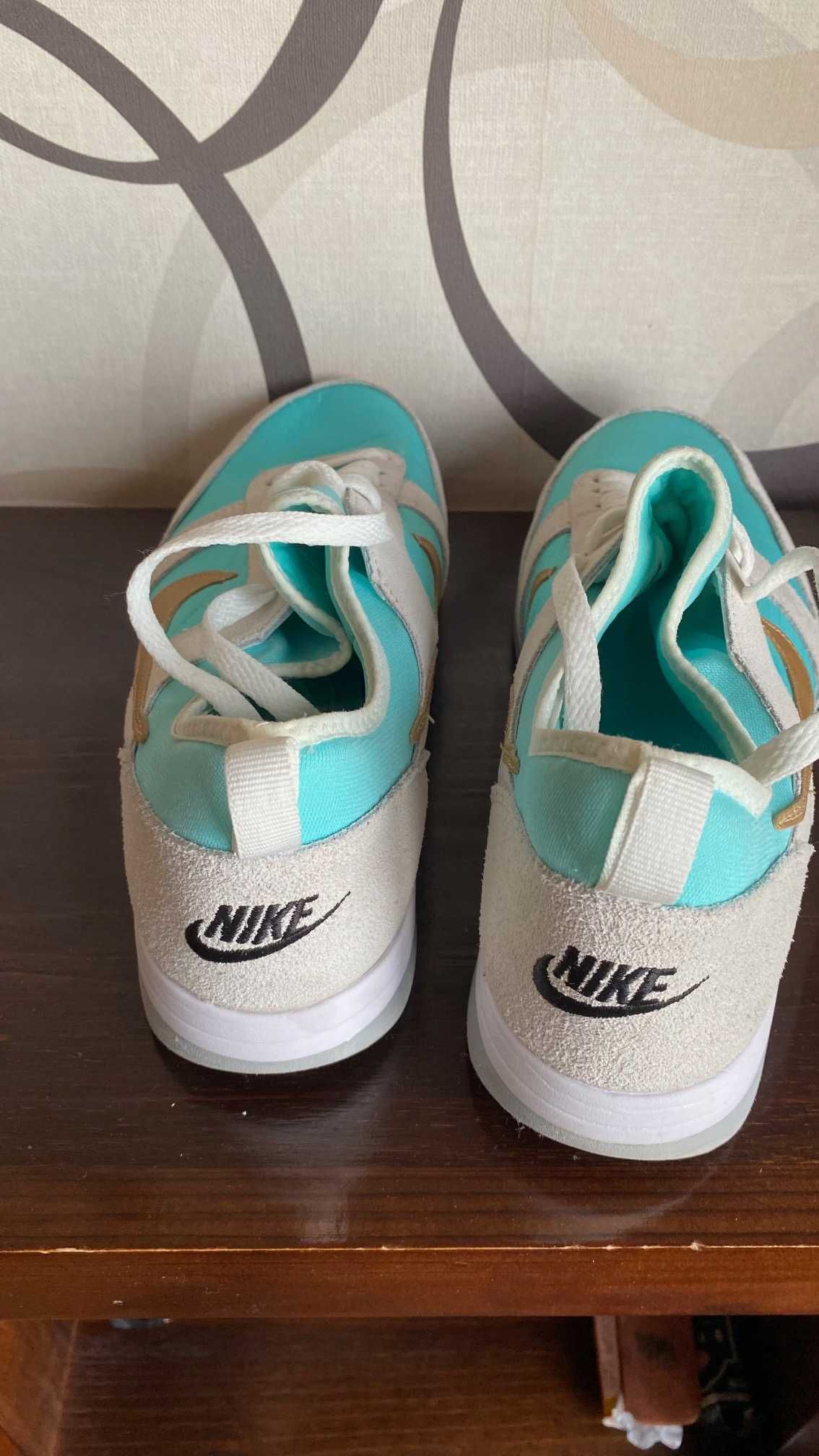 Nike Space Hippie 43 Mercon  номер 43