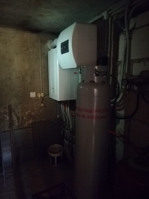 Casa pozitie la DJ, libera langa Galati