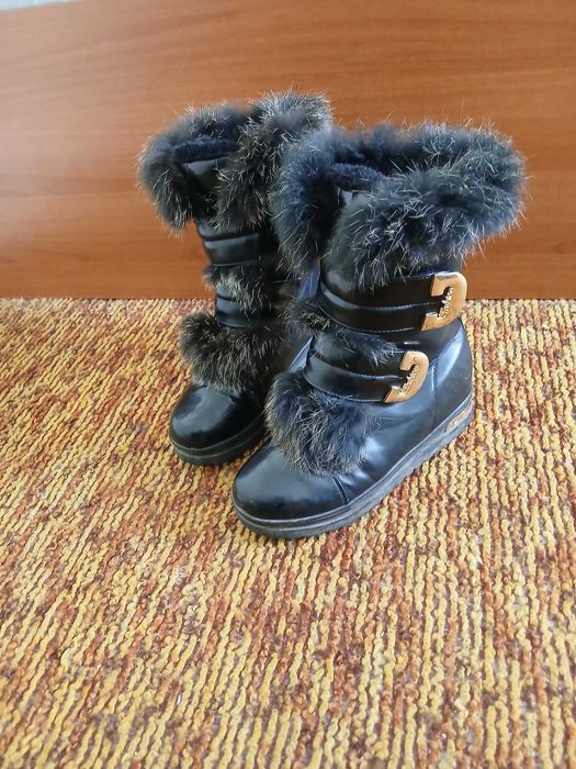 Дамски зимни ботуши