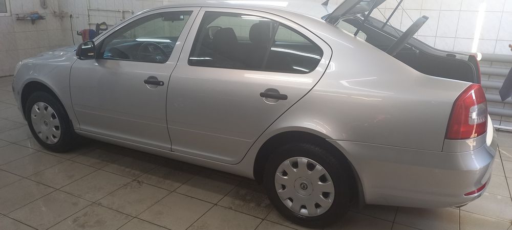 Диски штампы 15, колпаки оригинал 15, колесные болты, резиновые коврик