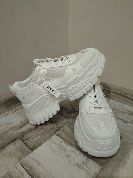 Дамски маратонки