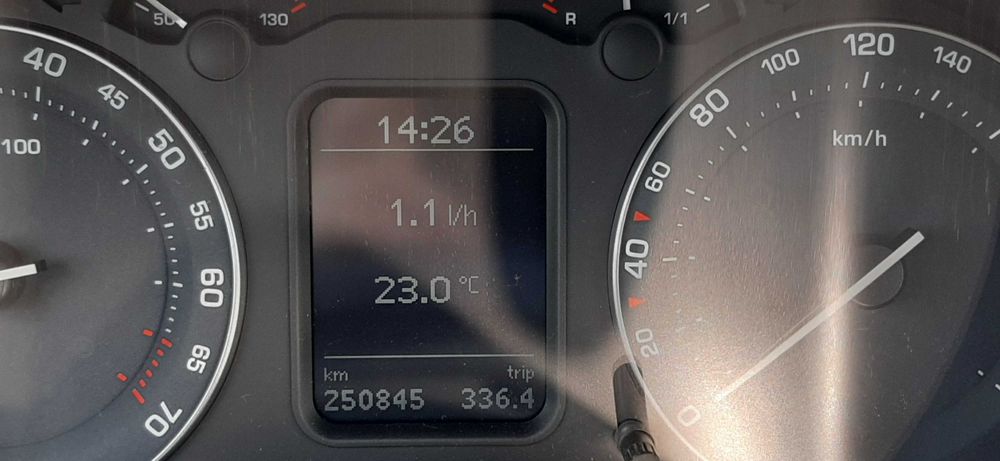 Skoda Octavia 2, 2litri FSI