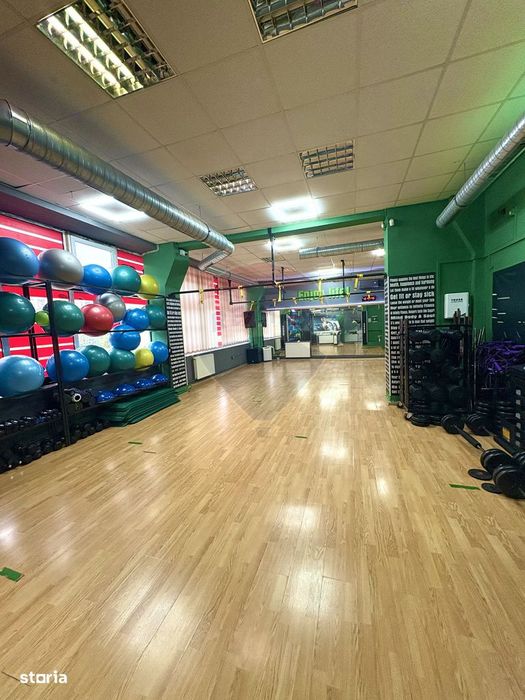 Spațiu comercial de inchiriat 233 mp, Calea Aurel Vlaicu