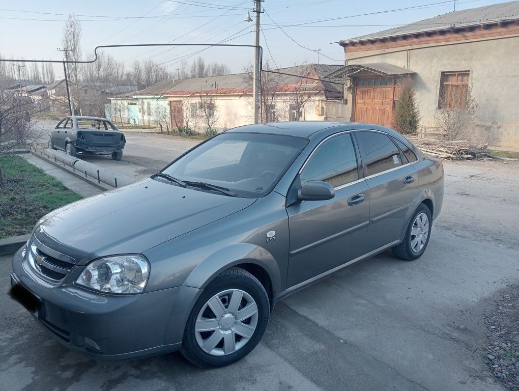 Chevrolet  Lacetti