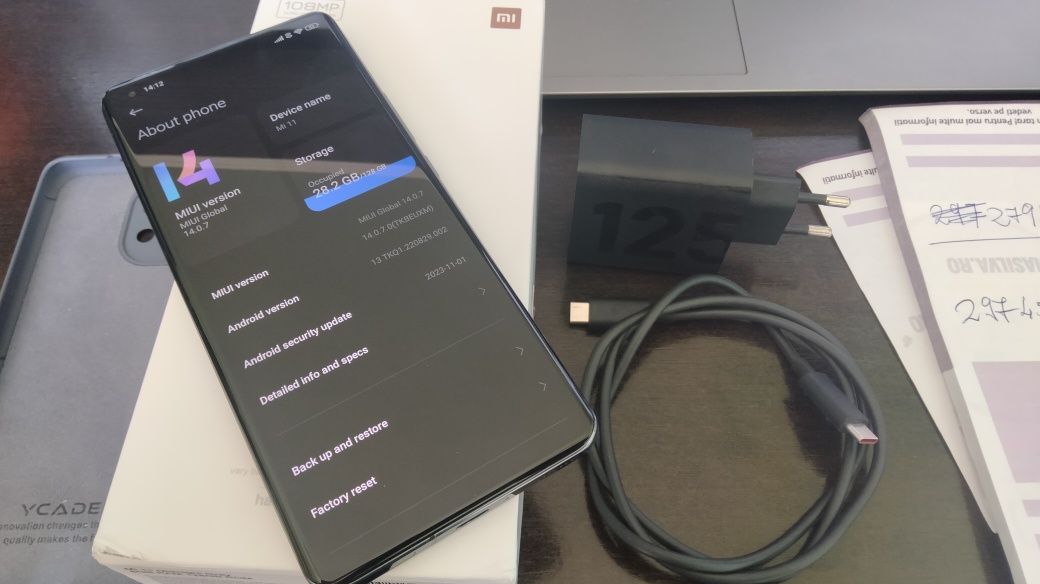 Xiaomi mi 11 Snapdragon 888 128 GB 8 Ram Sau Schimb.